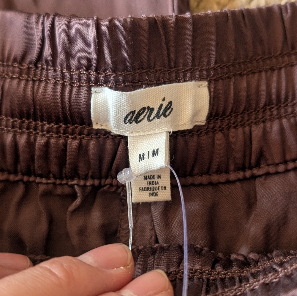 New With Tags Aerie Flowy Joggers Chocolate Brown Size Medium - Picture 2 of 6